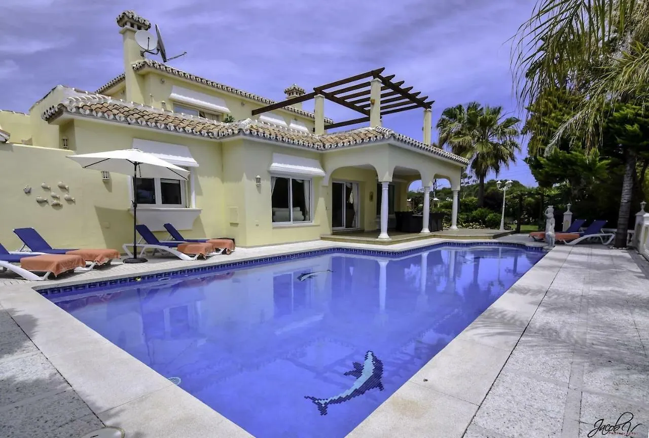 20001 - Exquisite Villa 50M To Beach Marbella Holiday home